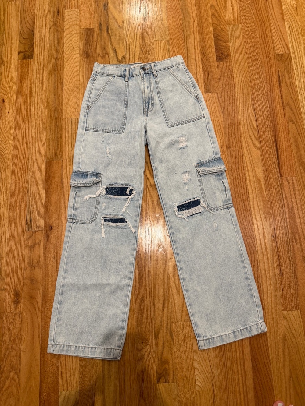 Hidden Light Wash Distressed Cargo Jeans Bandana Print Size 24